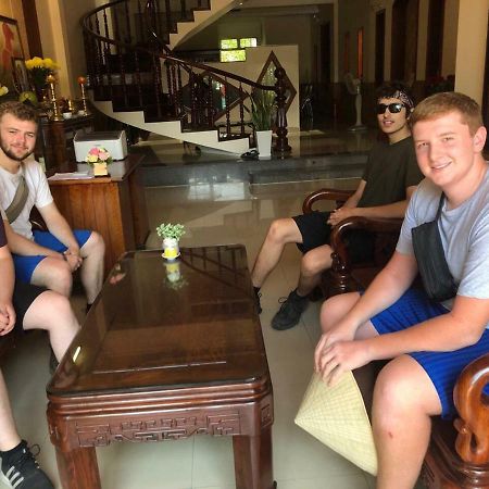 Three Palms Homestay Хой Ан Екстериор снимка